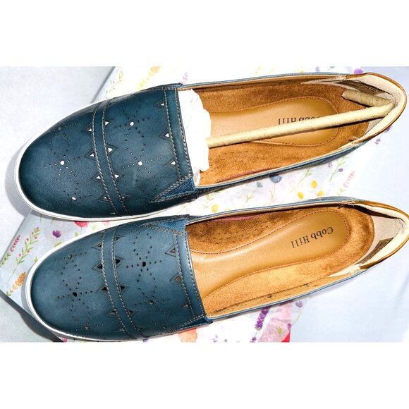 Womens Cobb Hill Slip-On Shoes 9.5W Blue Leather Perforated Design Rubber Sole - Picture 2 of 5